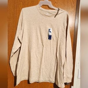 NWT......George 3XL long sleeve t-shirt. Brand new, never worn